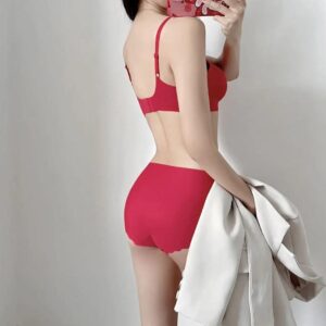 Malai Plain Comfortable And Lightweight Padded Bra - Image 5
