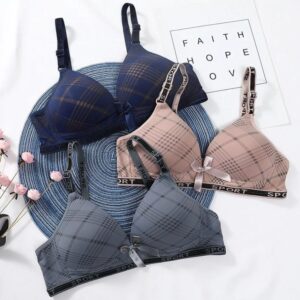 Comfortable Multi-Color Silk Push Up Bra - 1 Pcs - Image 3